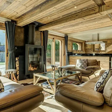 Stunning Luxury Chalet In With Incredible Views Of The Mont Blanc * Шамоні